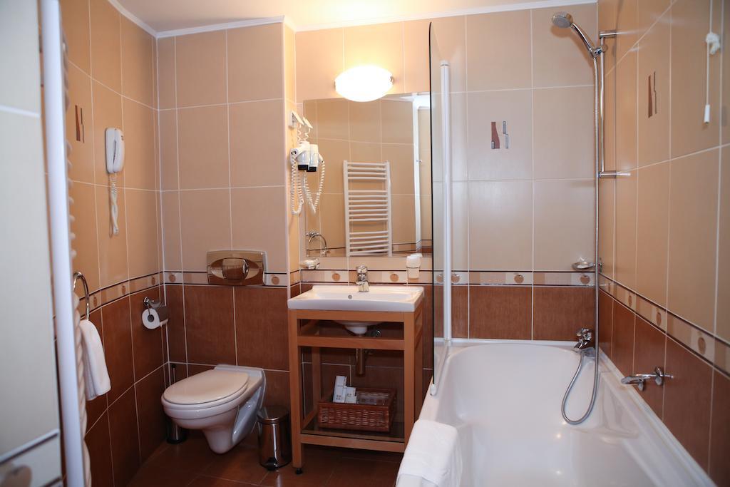 Hotel Perperikon Kŭrdzhali Room photo