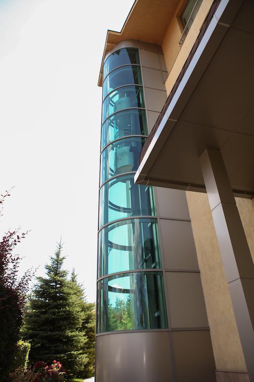 Hotel Perperikon Kŭrdzhali Exterior photo
